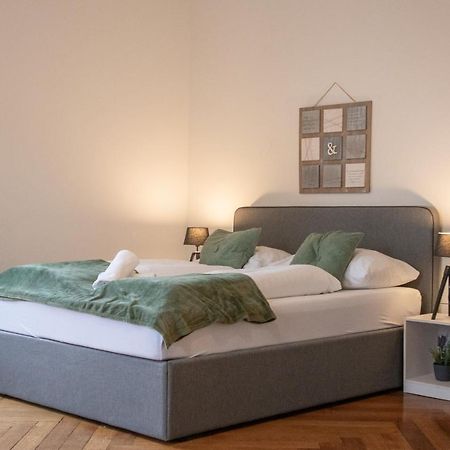 Roomy 2Br Apt. Near Akh -Perfect For Longstays Bécs Kültér fotó