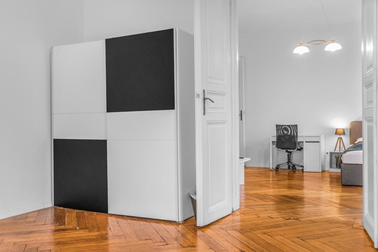 Roomy 2Br Apt. Near Akh -Perfect For Longstays Bécs Kültér fotó