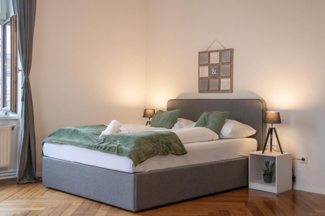 Roomy 2Br Apt. Near Akh -Perfect For Longstays Bécs Kültér fotó